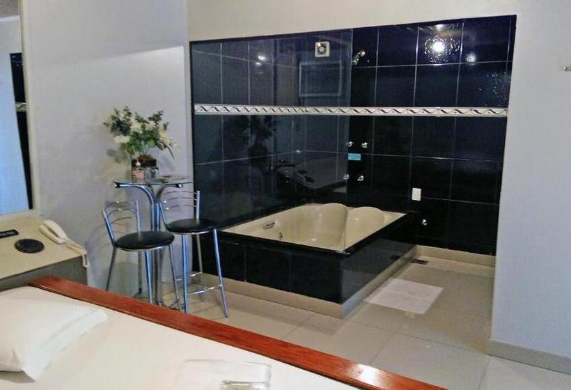 Люкс с гидромассажем, Motel Cisne Blumenau