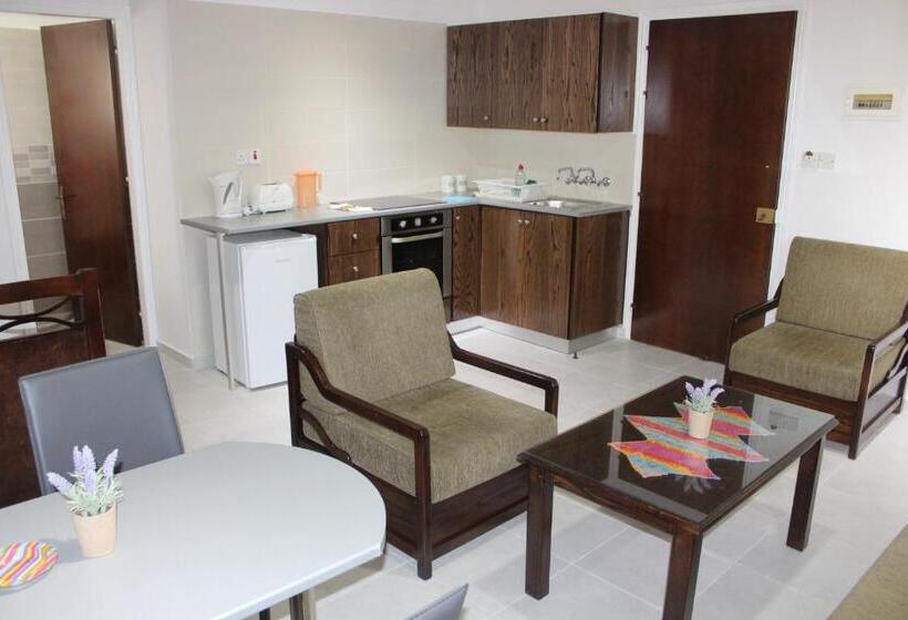 Апартаменты 1 Спальня Вид на Море, Petsas Apartments