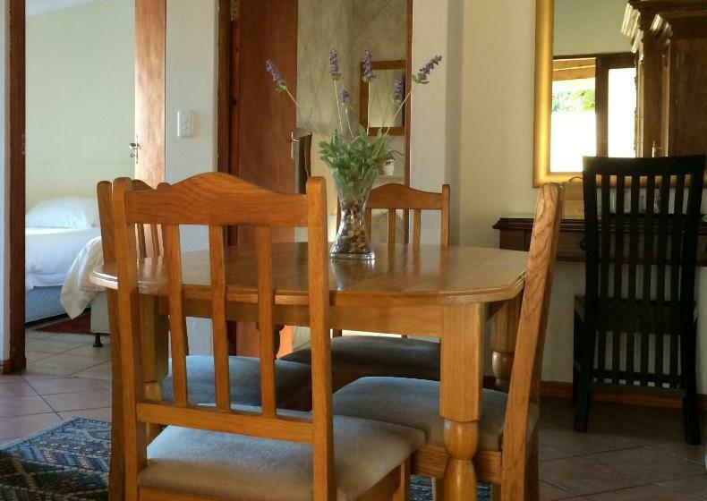 اتاق خانوادگی, Mountain Dew Guest House