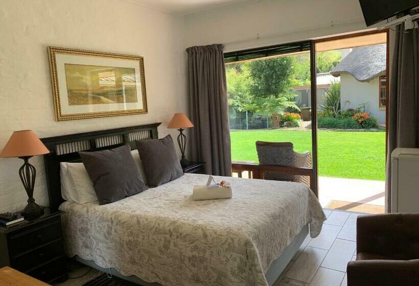 اتاق استاندارد, Mountain Dew Guest House