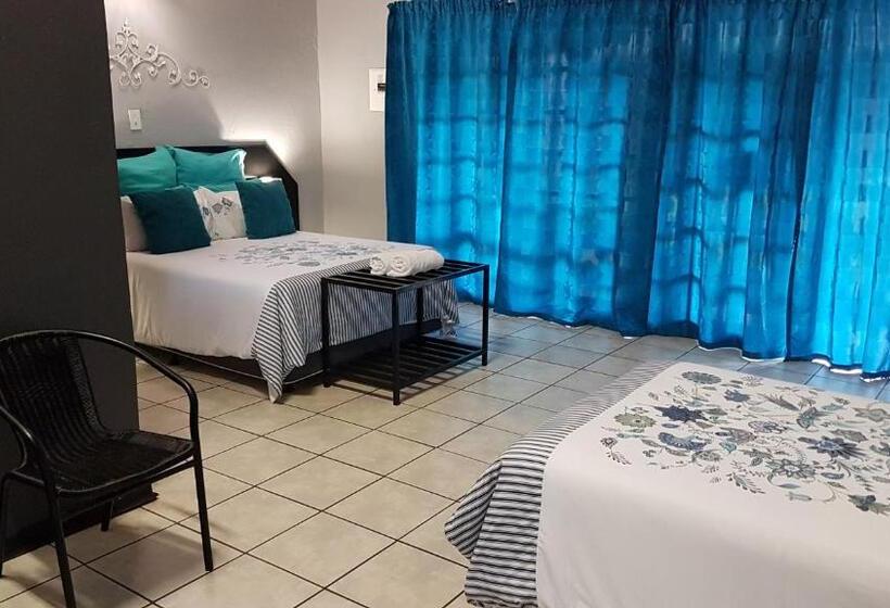 Семейный Номер, Siesta Guest House