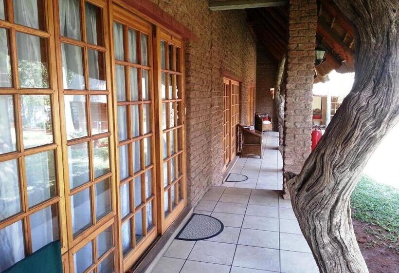 Семейный Номер, Siesta Guest House