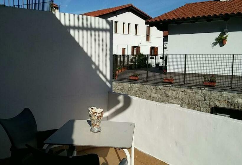 Номер Стандарт с Террасой, Hostal Ekaitza
