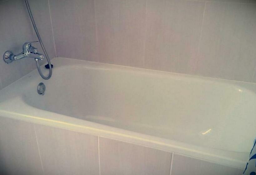 Номер Стандарт с Террасой, Hostal Ekaitza