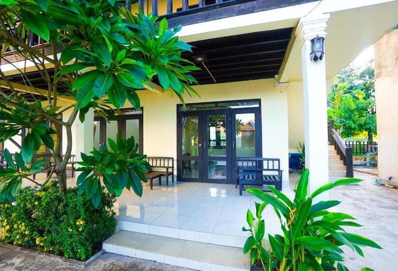 اتاق استاندارد با بالکن, Mr Tho S Bungalows