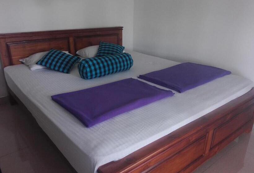 Quarto Superior Cama King, The Rock Face