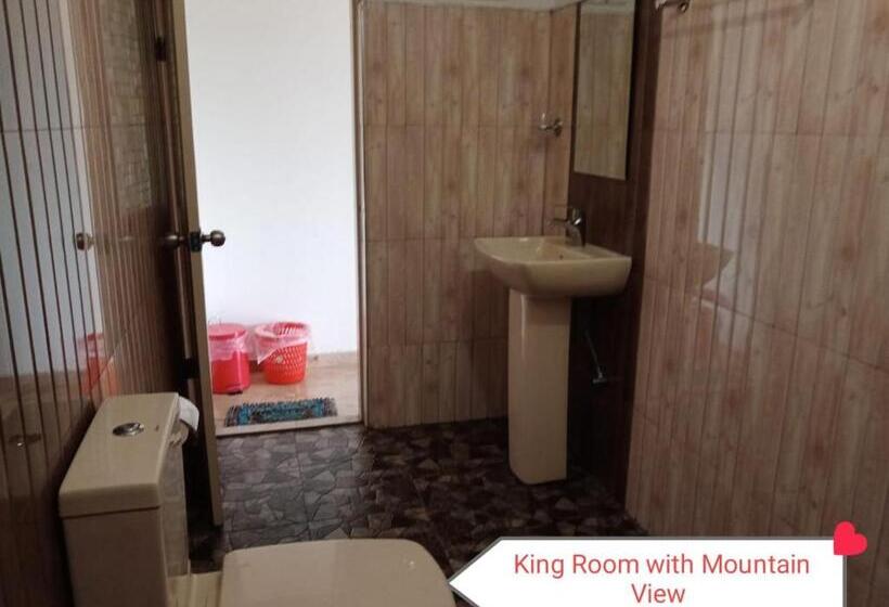 Quarto Estandar Cama King, The Rock Face