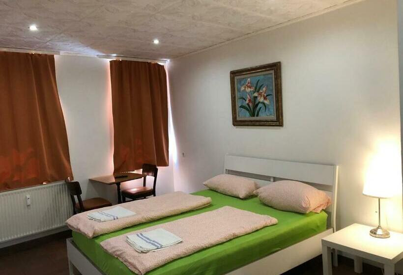 اتاق استاندارد, Pension Adler