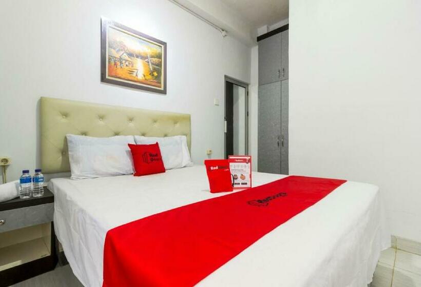 Номер Стандарт, Reddoorz Near Gajah Mada Plaza 2