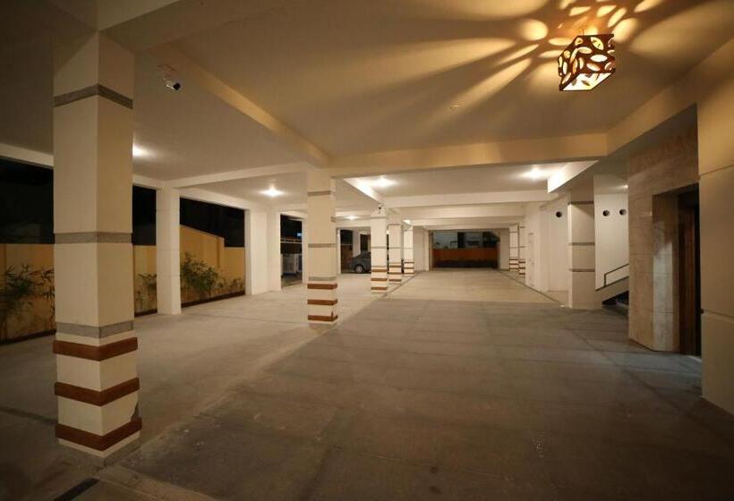 اتاق سوپریور, Rohini Apart