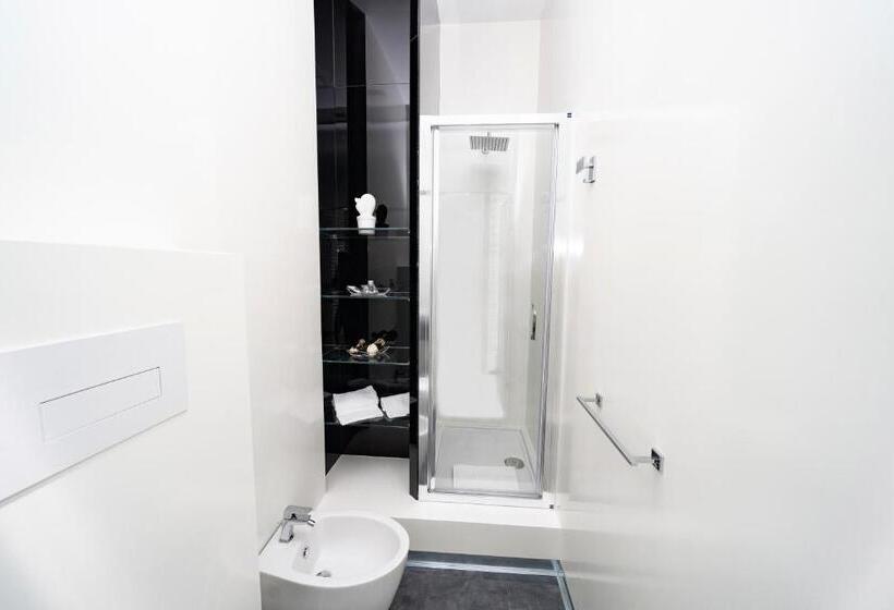 Quarto Estandar, White Rooms