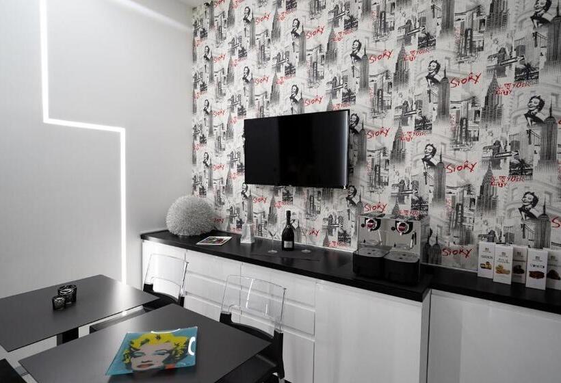 Quarto Estandar, White Rooms