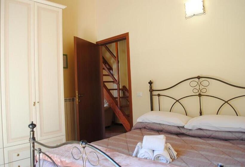آپارتمان 1 خوابه با چشم‌انداز باغ, Agriturismo Melograno D'oro
