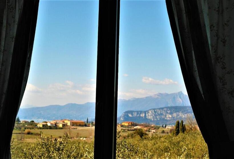 اتاق لوکس, Agriturismo Melograno D'oro