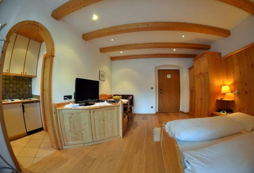 Студио Стандарт с Балконом, Apartments Mupan