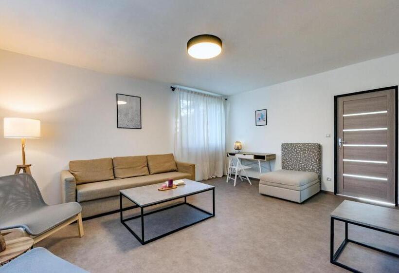 Апартаменты 1 Спальня Вид на Сад, Bergresort Apartments