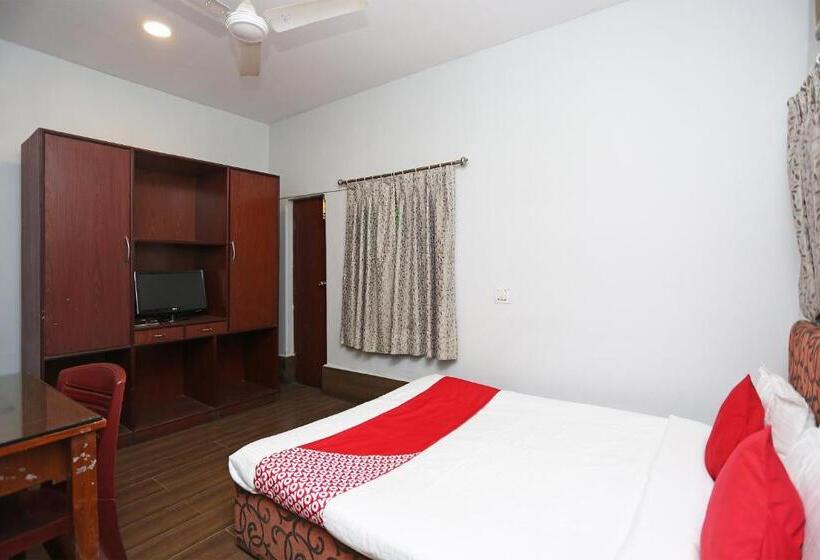 Standard Room, Oyo 26626 The Citi Residenci