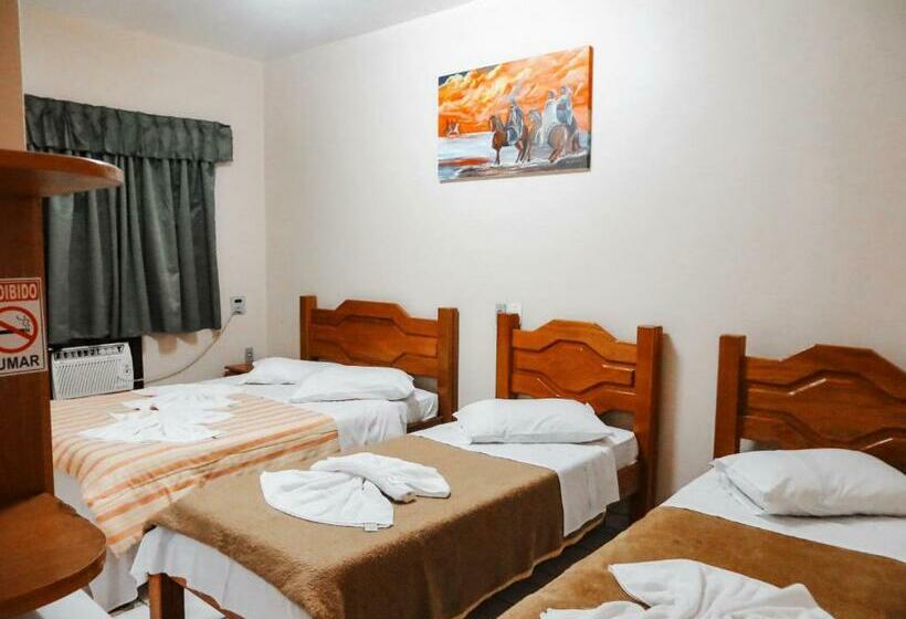 Quarto Triplo Basic, Turismo