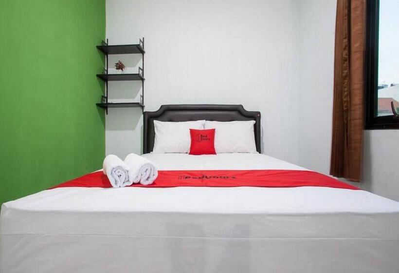 Номер Стандарт, Reddoorz Syariah Near Dbl Arena 2