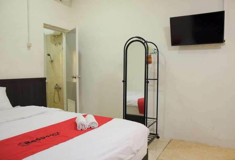 غرفة ديلوكس, Reddoorz Near Gor Satria Purwokerto
