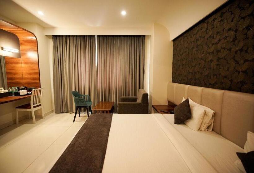 带大床的标准间, Cliff Embassy Banquet And Suites