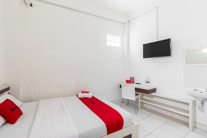 Номер Стандарт, Reddoorz Syariah @ Wisma Arya 2