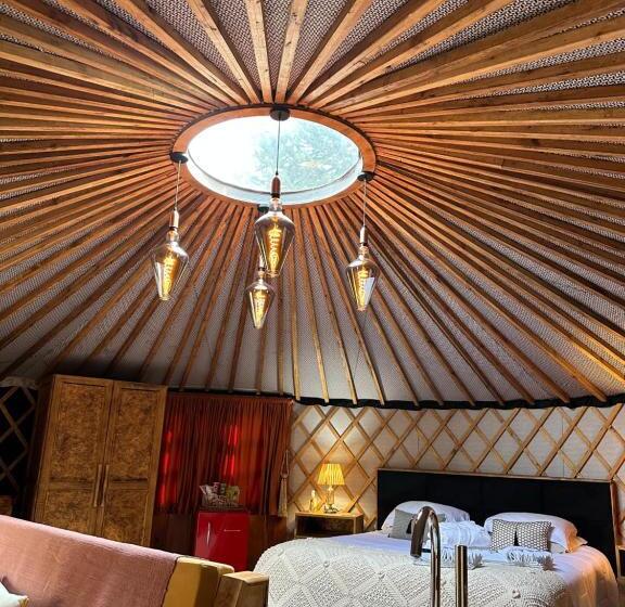 ガーデンビュースイート, Solar Do Oriente   Yurt Ecovillage
