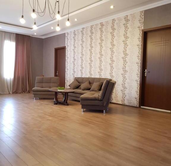 اتاق لوکس, White House In Kakheti Eniseli