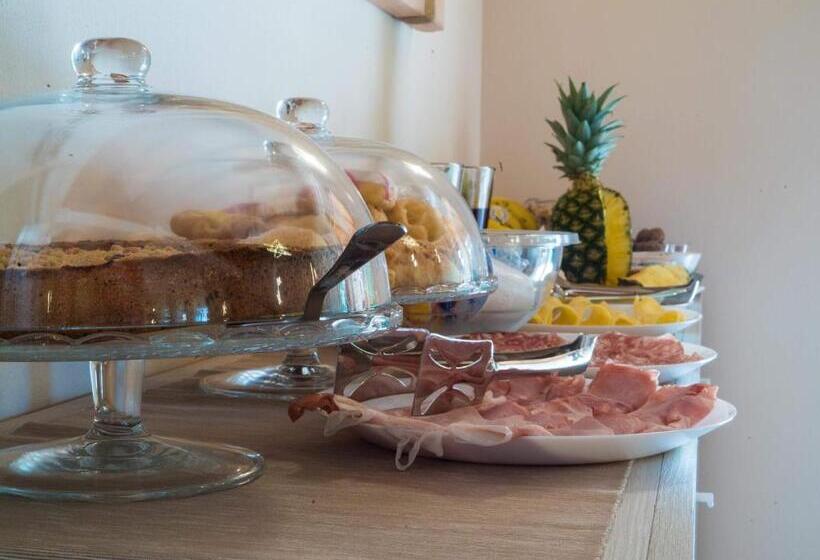 Номер Стандарт Вид на Сад, B&b La Serenissima