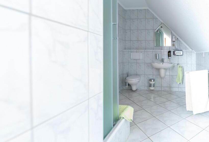 Номер Стандарт, Landhotel Biberburg