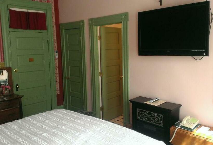 Quarto Estandar Cama King, Connor