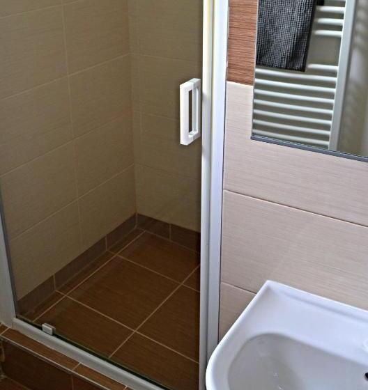 Номер Стандарт, Hostel U Sv. štěpána
