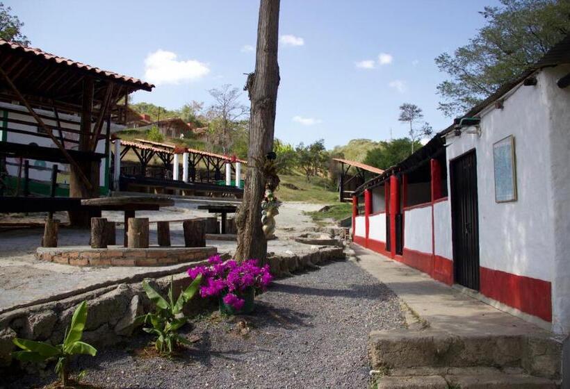 샬레, La Montoya