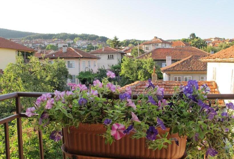 エコノミールーム, Guest House & Bistro Lefterova