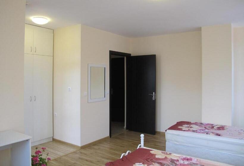 Номер Стандарт, Guest House & Bistro Lefterova