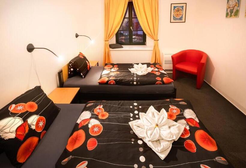 Номер Стандарт Вид на Сад, Wellness Hotel Lihovar