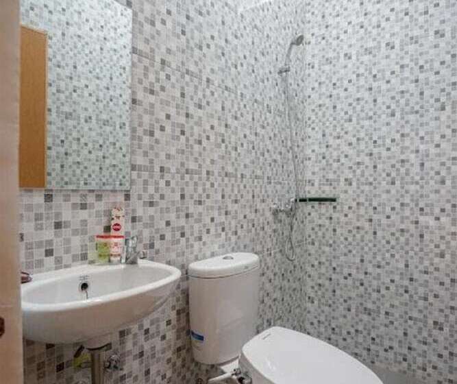 Standardrum, Oyo 443 Hotel Barlian
