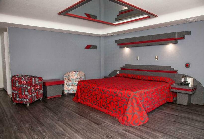 Quarto Estandar, La Rosa   Sólo Adultos