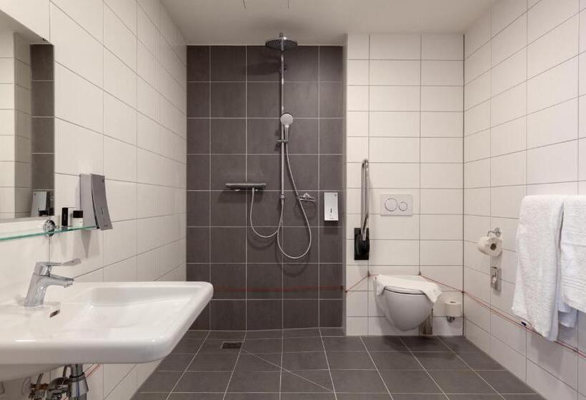 Номер Стандарт Адаптированный для Инвалидов, Best Western Plus Hotel Amstelveen