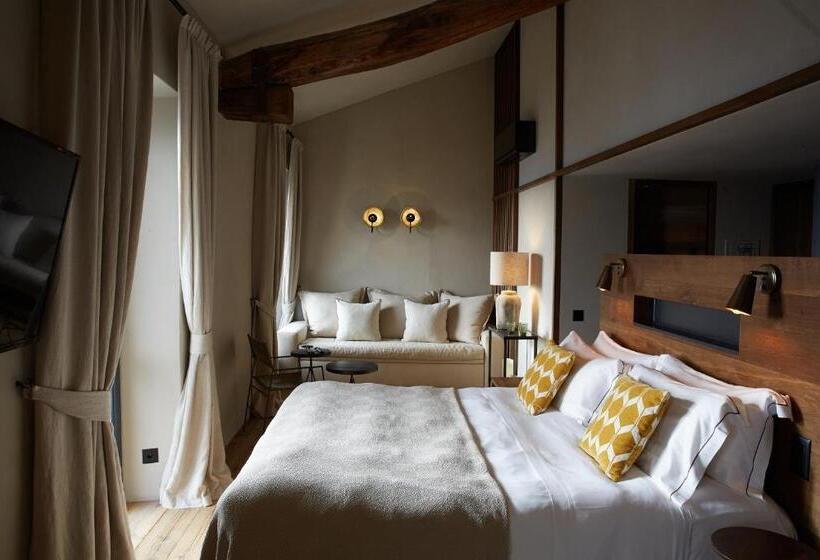 Полулюкс, Relais Castello Di Morcote