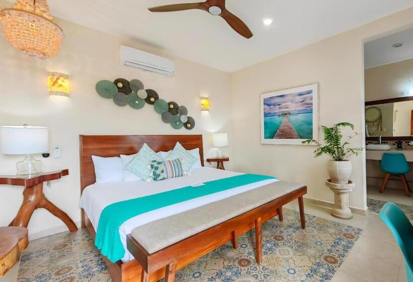 מיטת קינג בסוויטה, Le Muuch Hotel Boutique