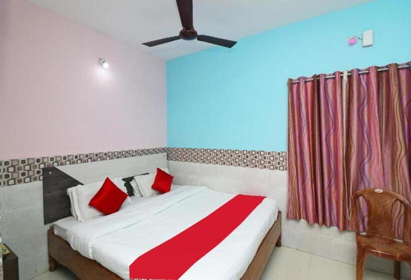 Номер Deluxe Кровать Кинг, Beach Heaven Puri   Near Golden Beach & Temple By Morservices