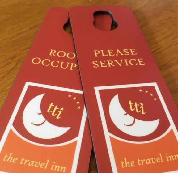 استودیوی لوکس, The Travel Inn Durban