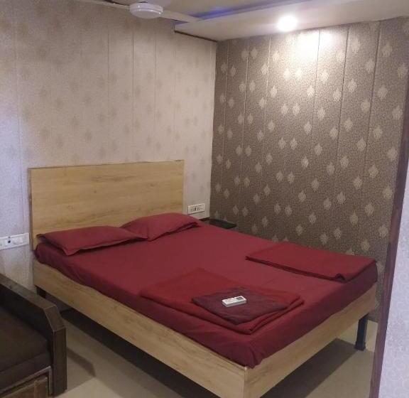 Quarto Economy, Sayeban