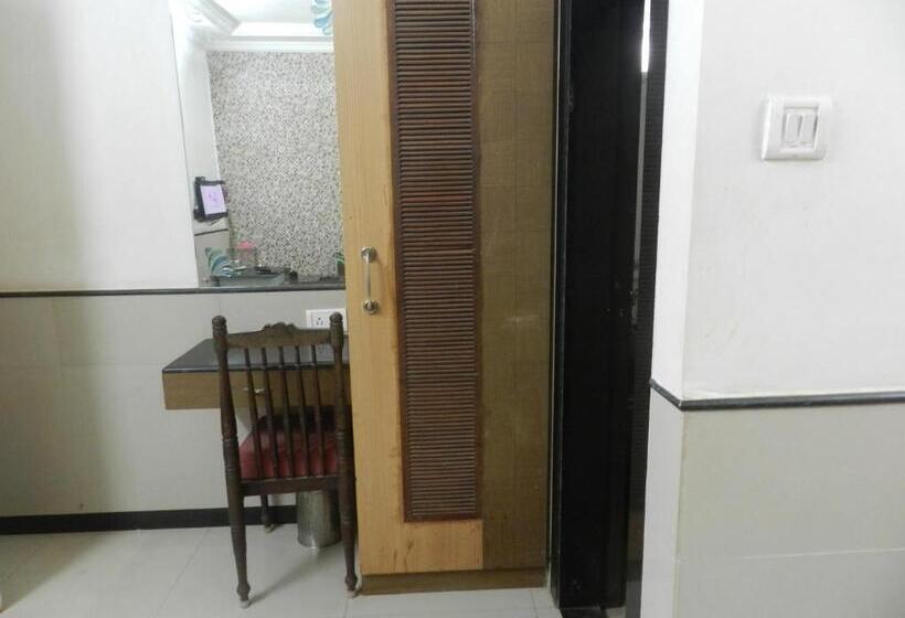 Quarto Deluxe, Sayeban