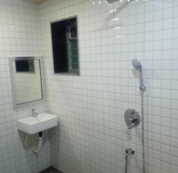 Quarto Quádruplo Estandar, Sayeban