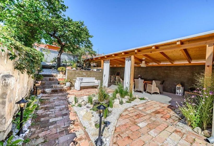 آپارتمان 1 خوابه با تراس, Mikulov Apartmány Magistr