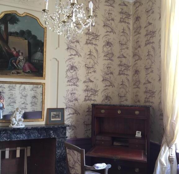 Quarto Estandar, Entre Cour Et Jardin