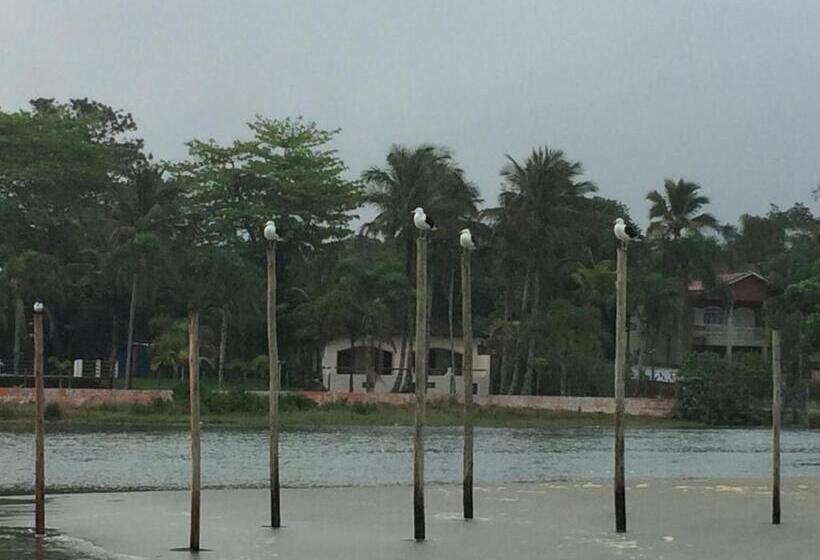 스위트, Guaraú Praia Suítes