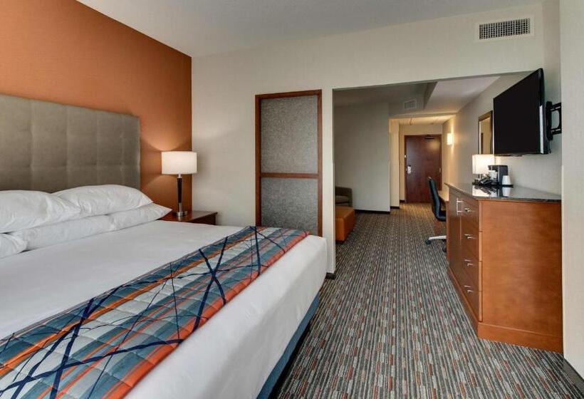 Номер Deluxe Кровать Кинг, Drury Inn & Suites Knoxville West